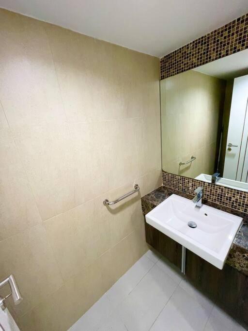 60Sqm Luxury 1 Bed - Pattaya City Centre - Centara Avenue Residences - 704 Extérieur photo